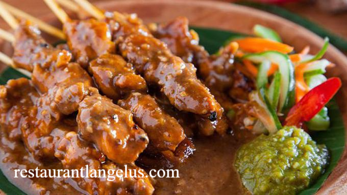 Keistimewaan Sate Ayam Madura